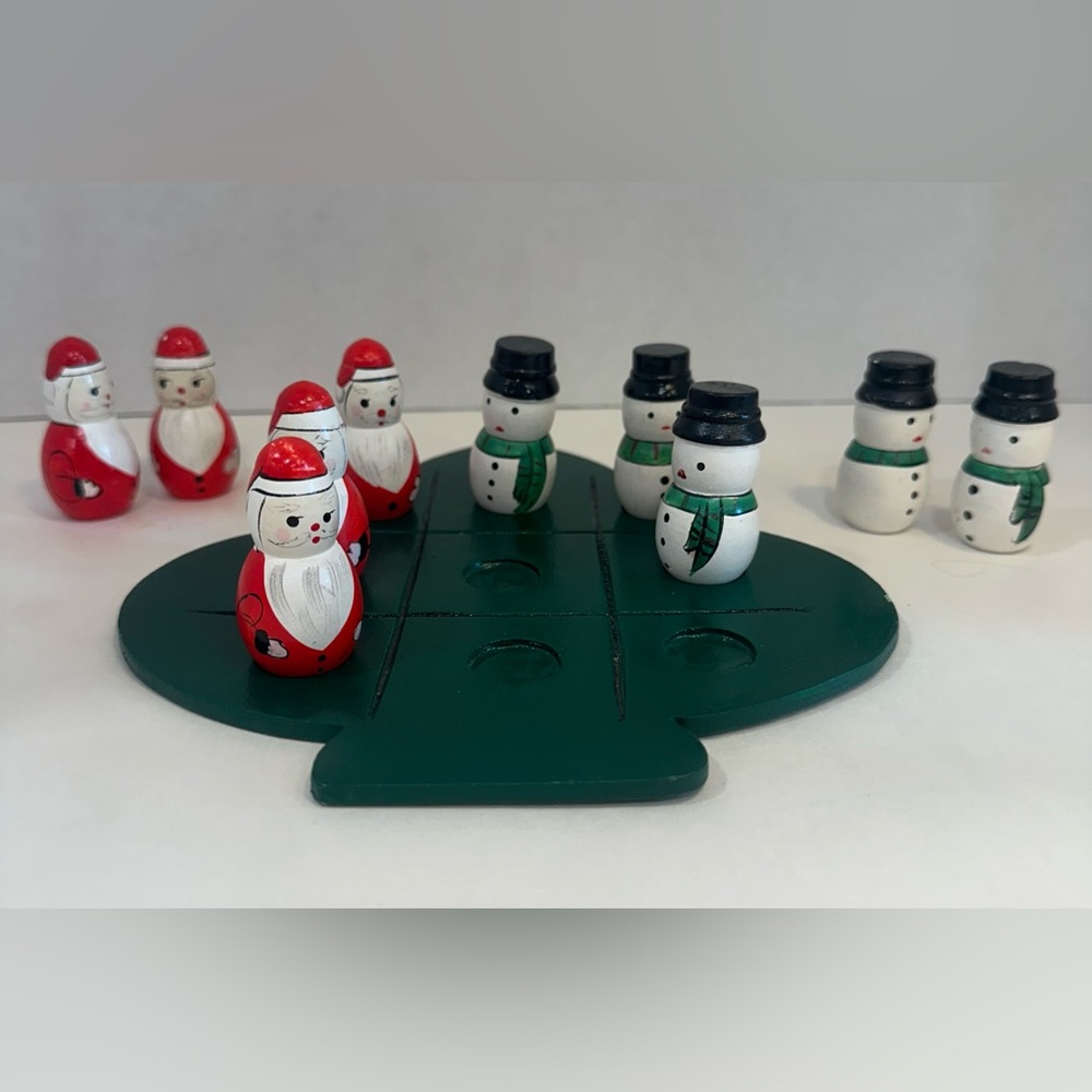 Vintage Wooden Christmas Tic Tac Toe Game Set – Santa & Snowmen